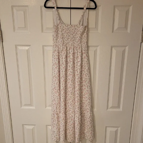 Hollister White and Pink Floral Maxi Dress - Picture 7 of 7